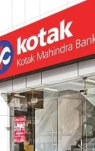 Kotak Mahindra Bank with market cap of Rs 3.50 lakh crore is placed fourth. The bank reported net profit of Rs 3,005 crore