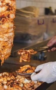 Youth dies after eating chicken shawarma in Mumbai