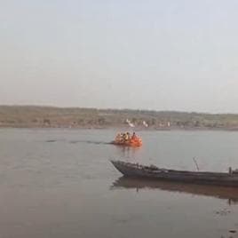 Odisha Mishap: Boat overturns in Mahanadi River