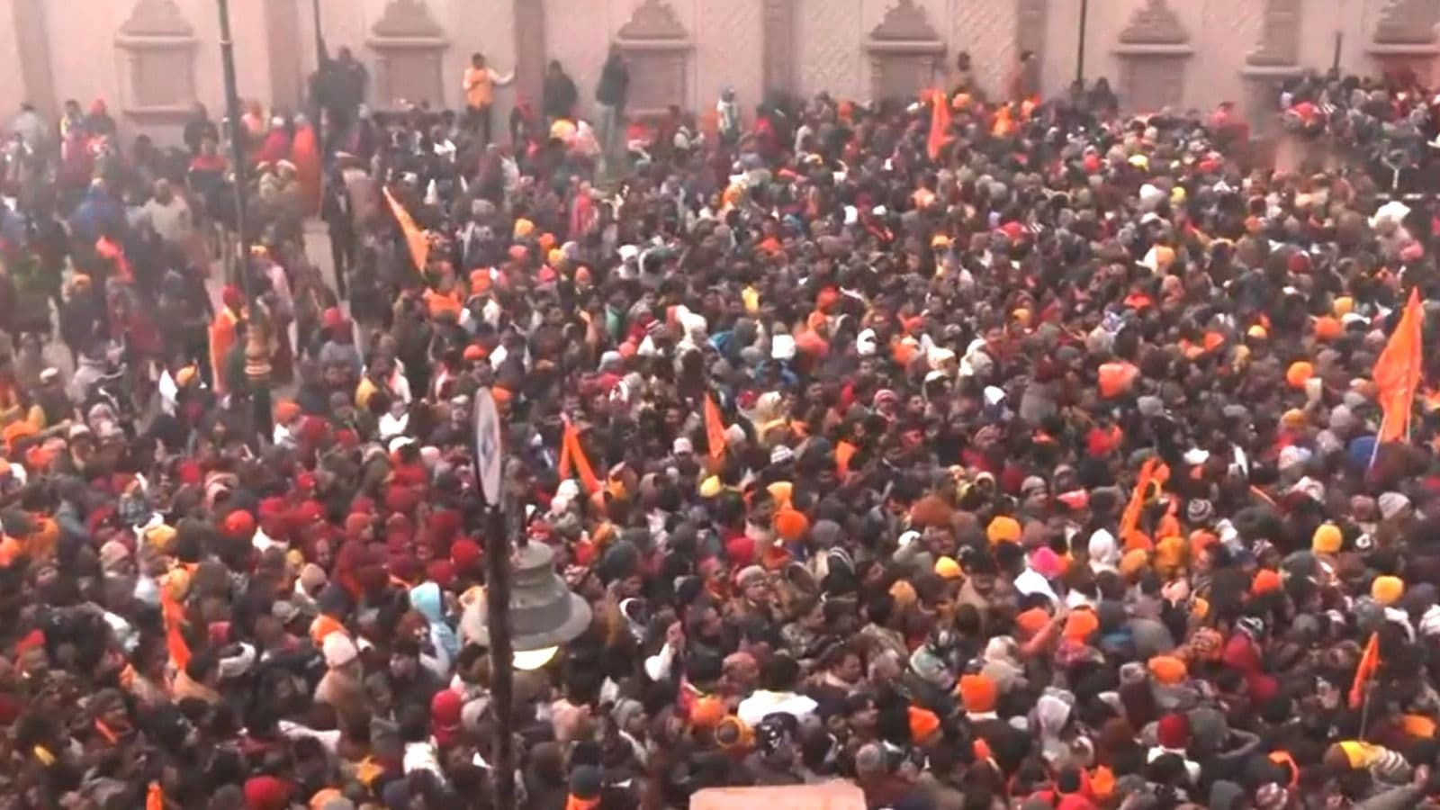 Heavy Crowd in Ram Mandir 
