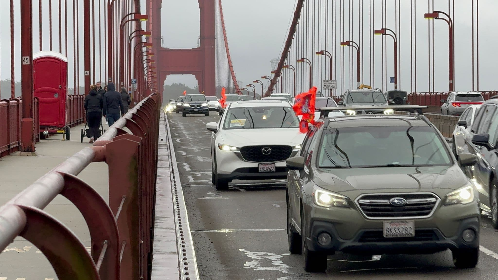car rally at golden gate