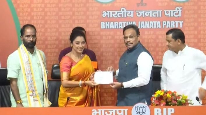 Actress Rupali Ganguly Joins BJP 