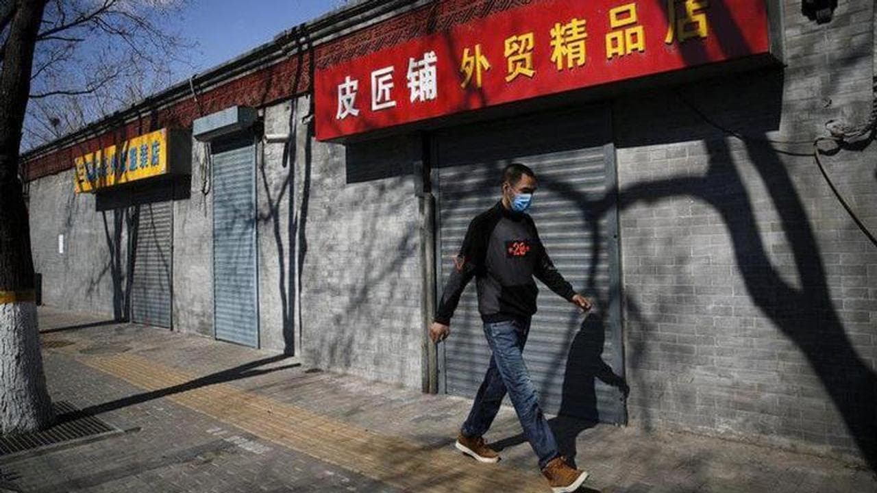 China manufacturing slumps as anti-virus controls bite