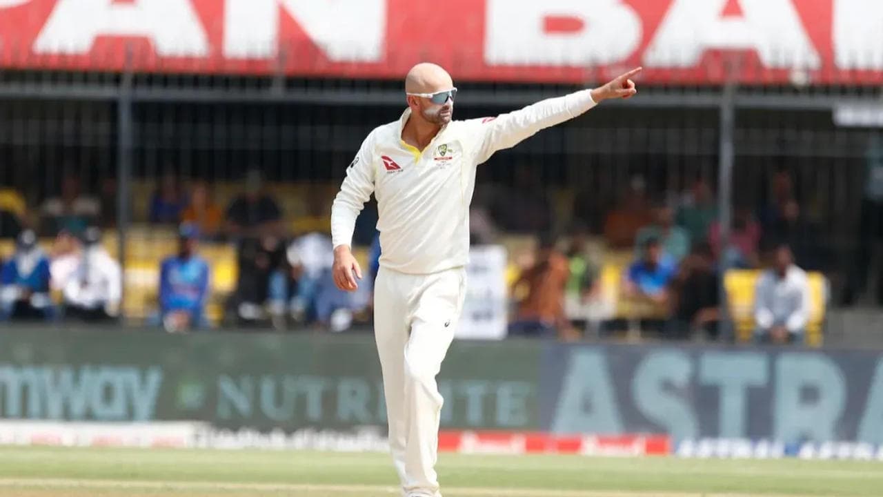 Nathan Lyon in action