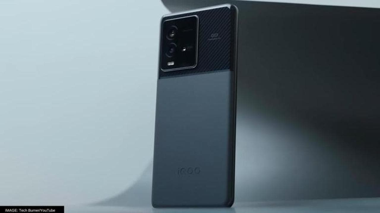 iQoo 9T first hands-on video appears on the internet, teases two models