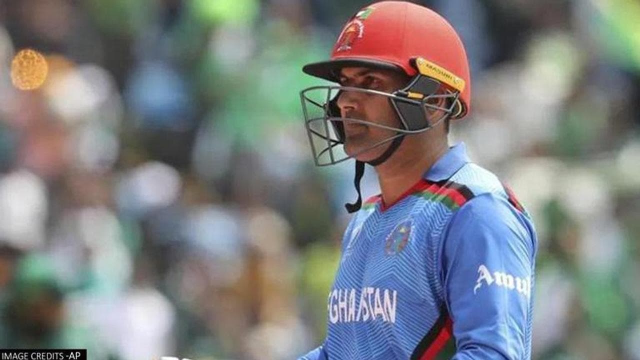 Mohammad Nabi prays for his mother's well-being