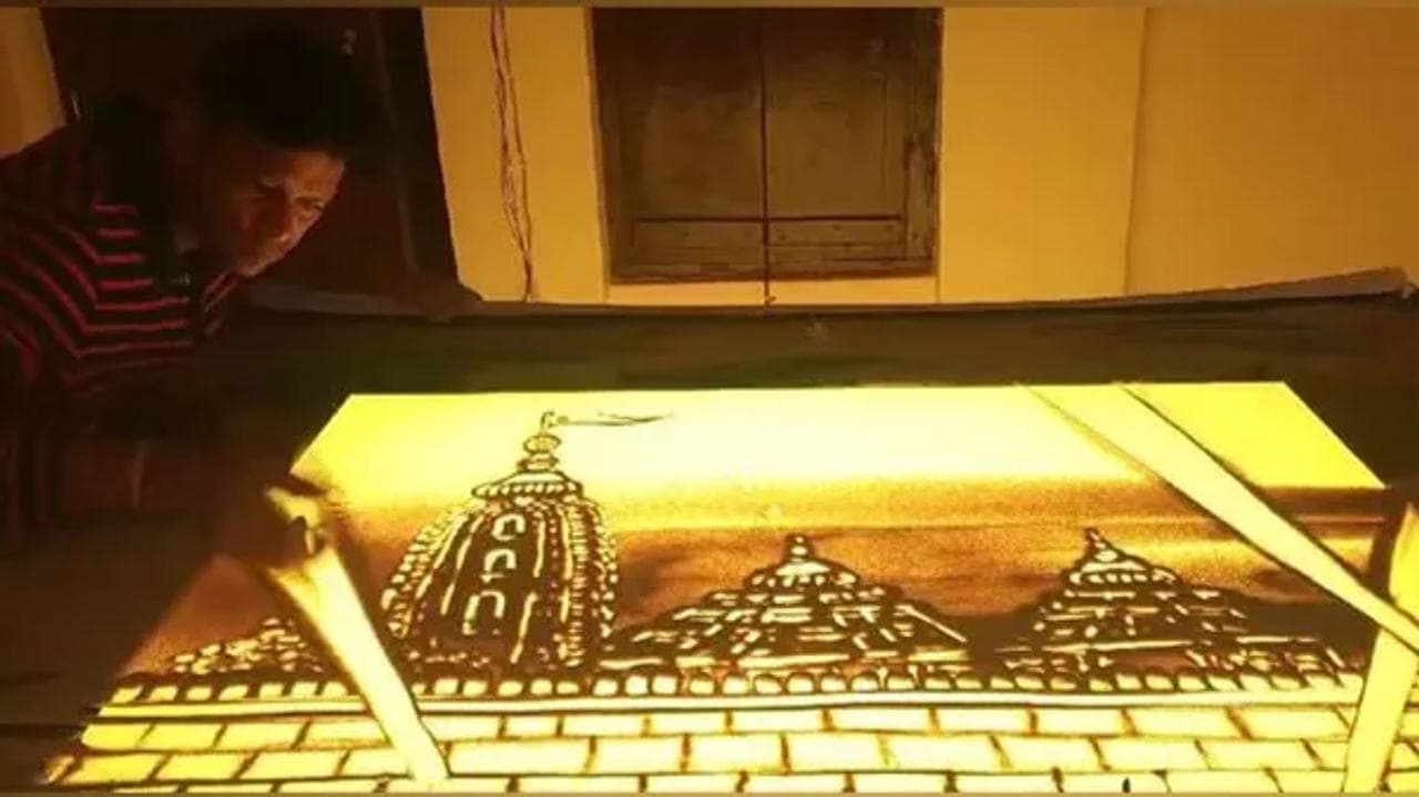 Sahoo depicts Puri Heritage Corridor opening via sand animation