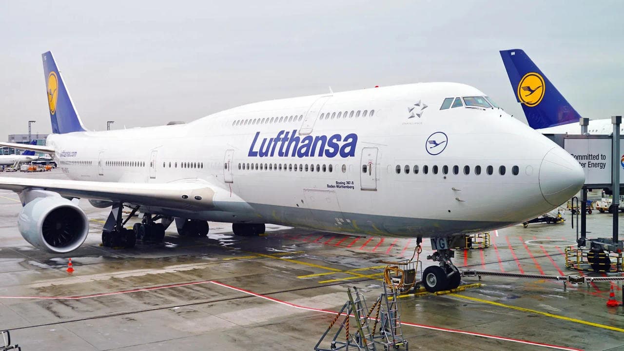  Lufthansa Hyderabad-Frankfurt flights