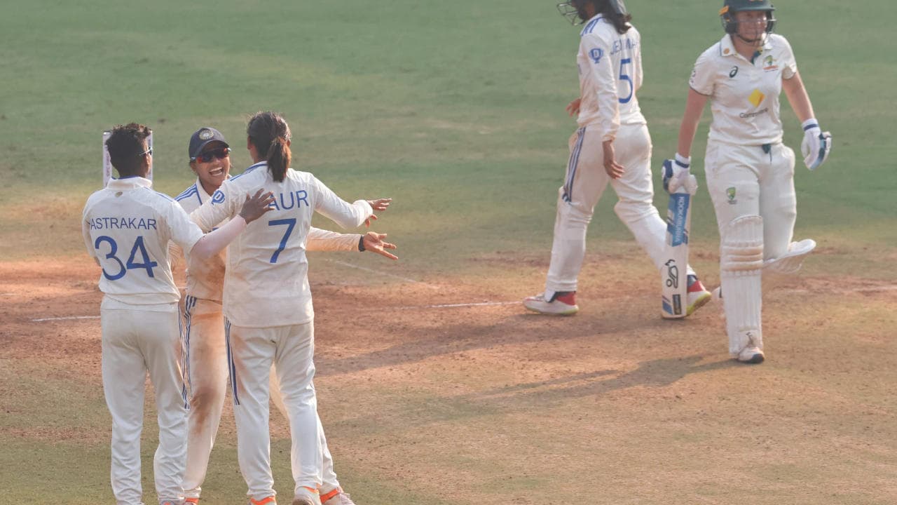 Harmanpreet Kaur cleberating a wicket