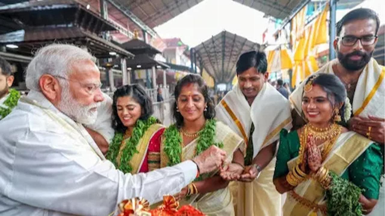PM Modi Performs 'Kanyadaan' of Former BJP MP's Daughter at Krishna Temple