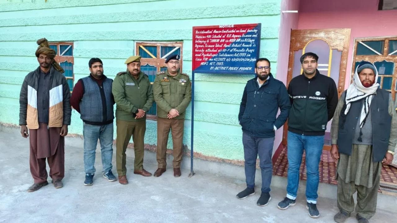 Poonch Police team attached property of Drug smugglers in border area