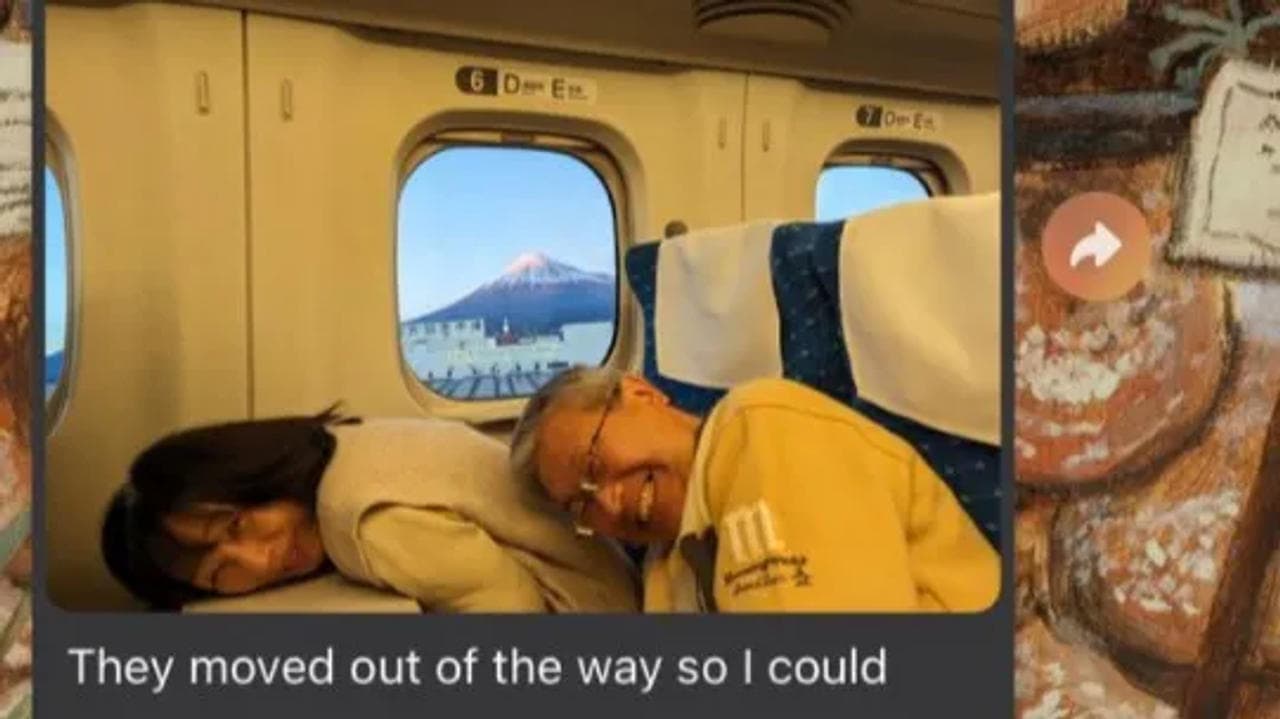 Japanese couple's heartwarming gesture went viral on social media 