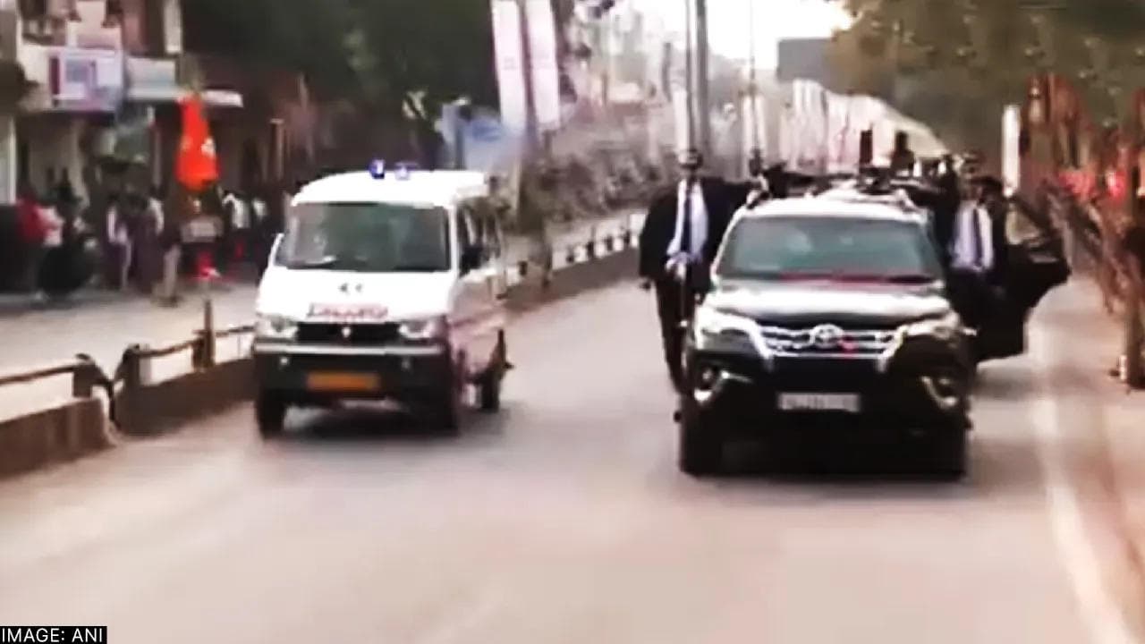 WATCH: Prime Minister Narendra Modi’s cavalcade makes way for ambulance in Varanasi