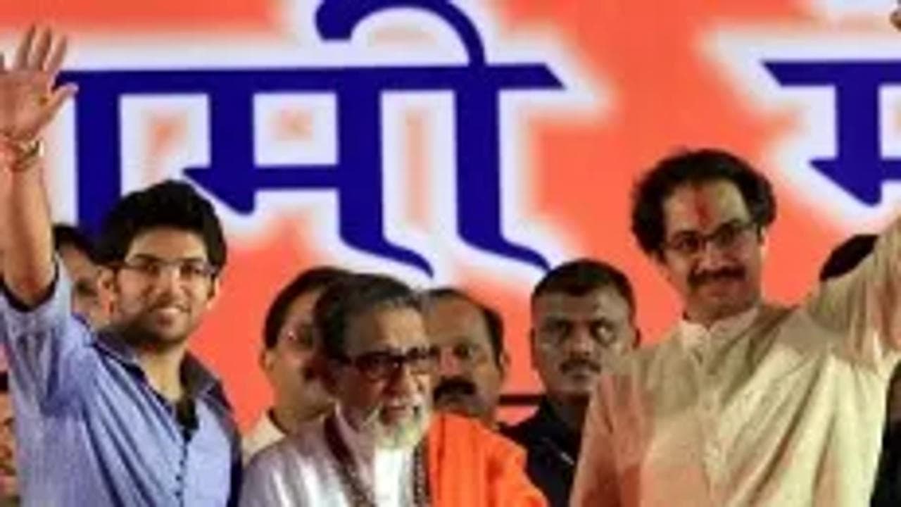 Then Shiv Sena chief Bal Thackeray along with his son Uddhav Thackarey and grandson Aditya Thackeray at Dusshera rally 