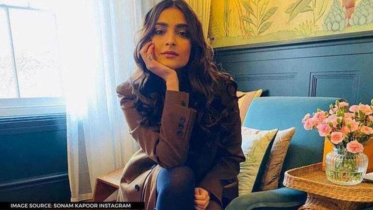 Sonam Kapoor finds comfort in Rabindranath Tagore's poem 'The song I came to sing'