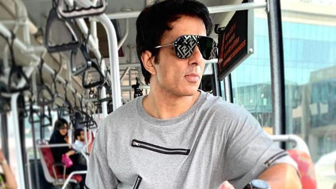 Sonu Sood takes responsibility of offering employment to 250 people in Bihar