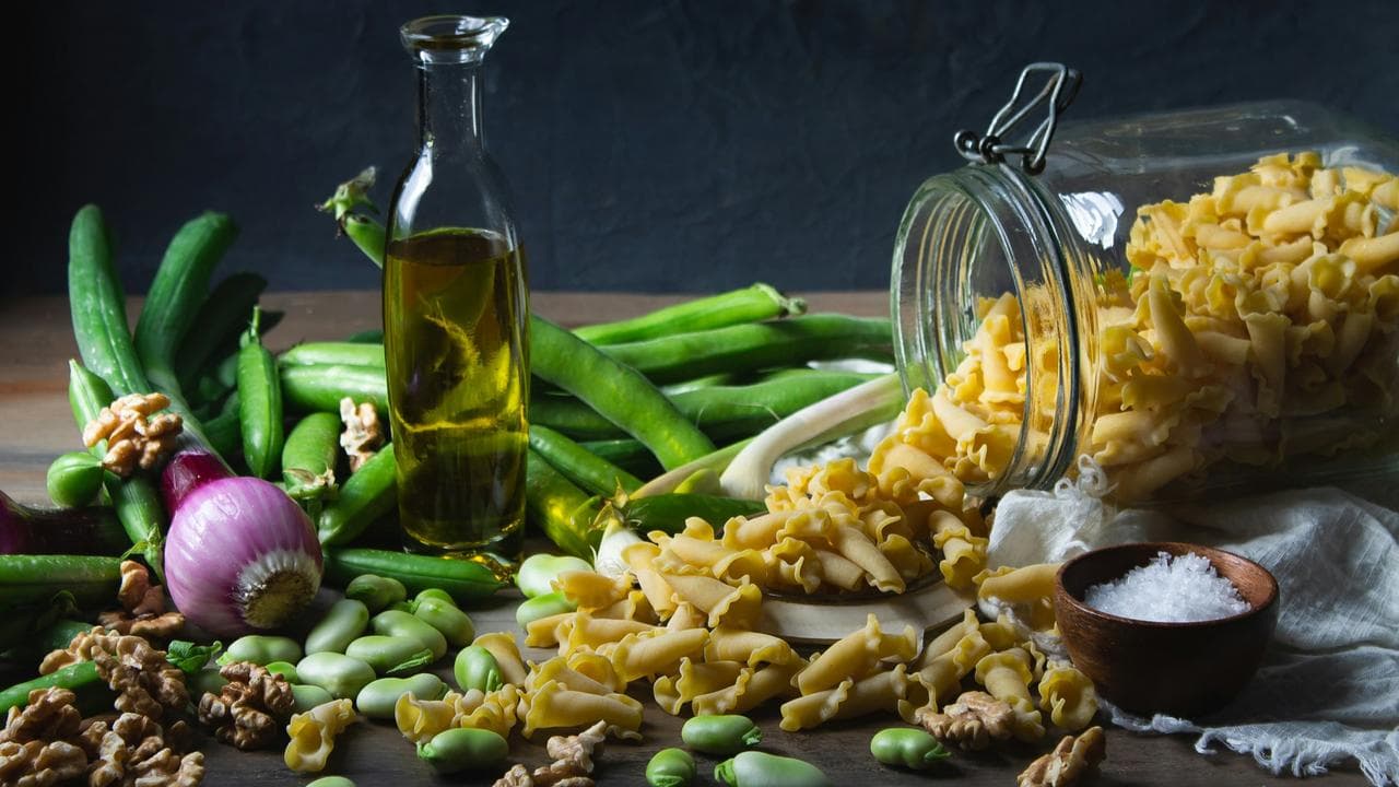 Replace Your Ordinary Cooking Oil With These Healthy Substitutes