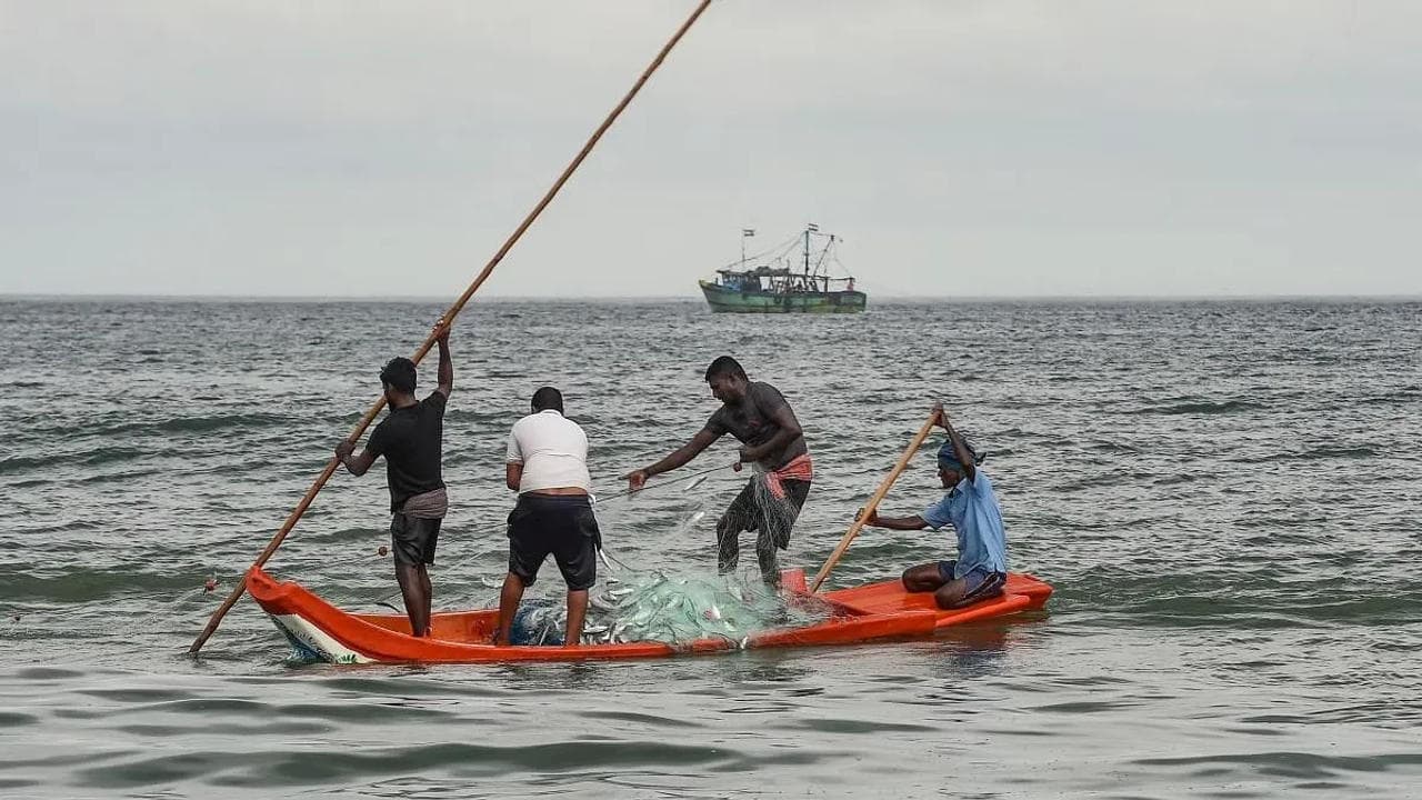 10 more Indian fishermen detained by Sri Lankan Navy. 