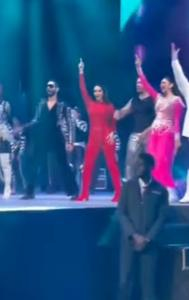 Shahid Kapoor, Kiara Advani, Tiger Shroff, Varun Dhawan grooving to Jumma Chumma
