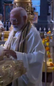 PM Modi at Guruvayoor Temple