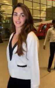 Kiara Advani flaunts her airport style