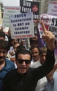 Pakistan's Hindu senator warns against forcible conversion of Hindu girls
