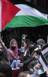 Pro-Palestinian Students Peacefully Evacuate Paris University Campus Building After Protests