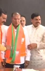  In a Major Blow to Congress in Chhindwara, MLA Kamlesh Shah Joins BJP 