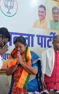 Geeta Koda Joins BJP 