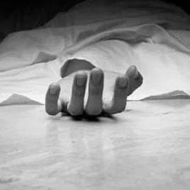 A UP man slit his wife's throat before killing himself. 