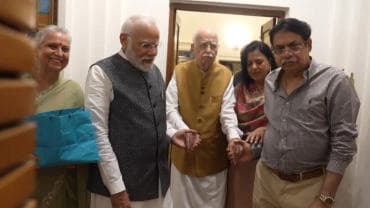 PM Modi meet Advani