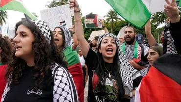 Palestinians in Miami rally for Palestine amid the ongoing war with Israel