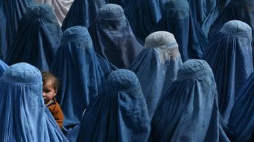 Taliban lash, detain Afghan girls for violating dress code