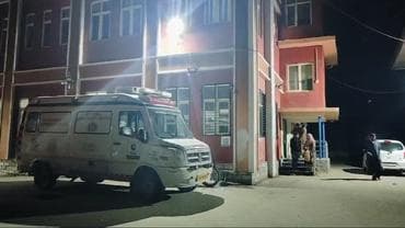 At least one person was killed as terrorists opened fire late Wednesday evening in the Anantnag region of Jammu and Kashmir.