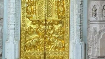 ram mandir golden doors